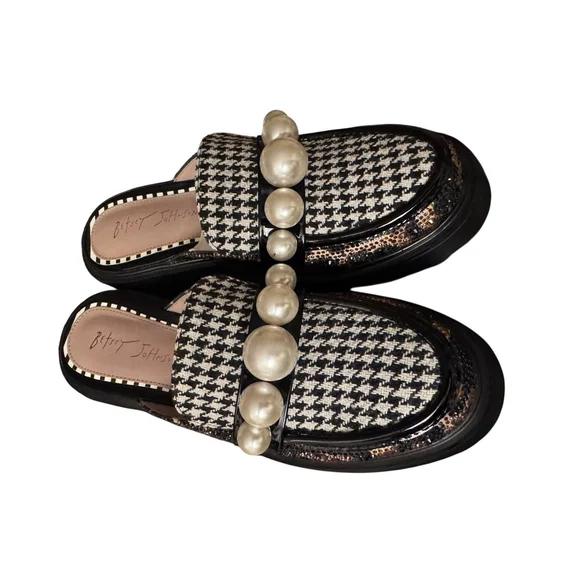 Betsey Johnson Haizel Lug Sole Mule MRSP $109 in Box - Picture 3 of 11
